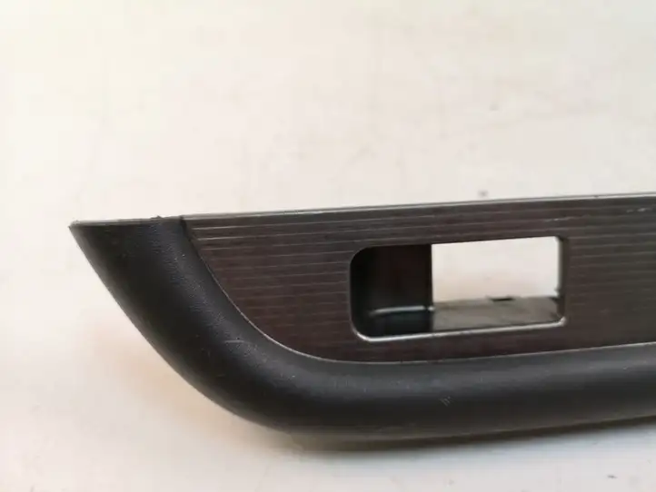 Nissan X-Trail T30 (2001 - 2007) 829488H300X Накладка кнопки стеклоподъемника — фото 2