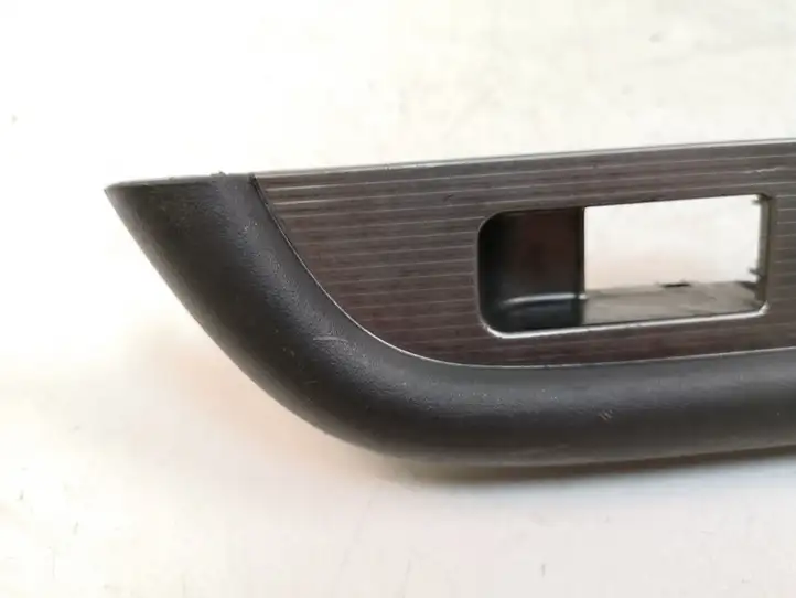 Nissan X-Trail T30 (2001 - 2007) 829488H300X Накладка кнопки стеклоподъемника — фото 4