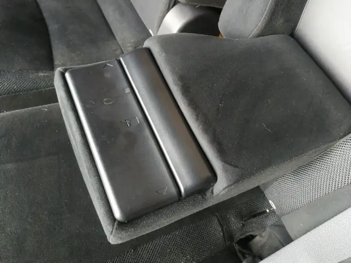 Mitsubishi Outlander (2007 - 2012) Комплект салона — фото 7