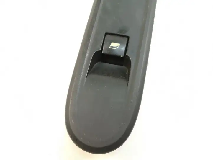 Citroen C5 (2008 - 2017) 96661102XT Кнопка стеклоподъемников — фото 3