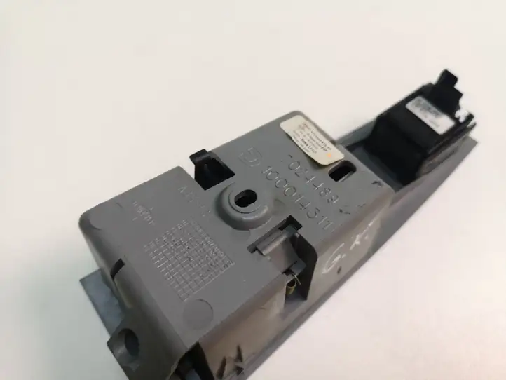 BMW 7 E65 E66 (2001 - 2008) 7024489 Кнопка стеклоподъемников — фото 5