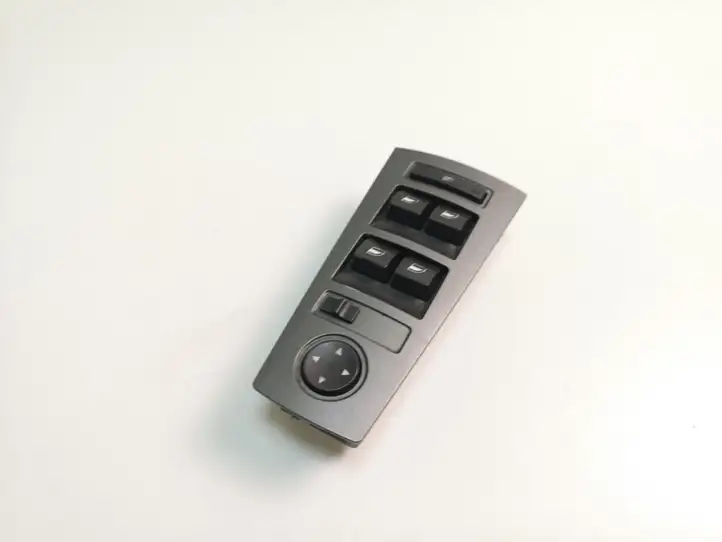 BMW 7 E65 E66 (2001 - 2008) 6915008 Кнопка стеклоподъемников — фото 1