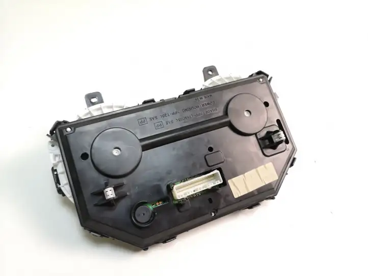 Nissan Juke I F15 (2010 - 2018) D4BX86B Спидометр — фото 3