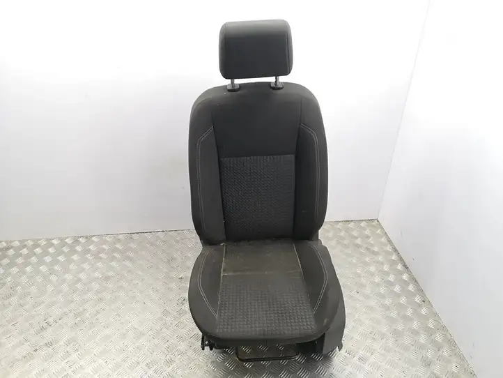 Ford C-MAX II (2015 - ) Переднее сиденье пассажира — фото 1