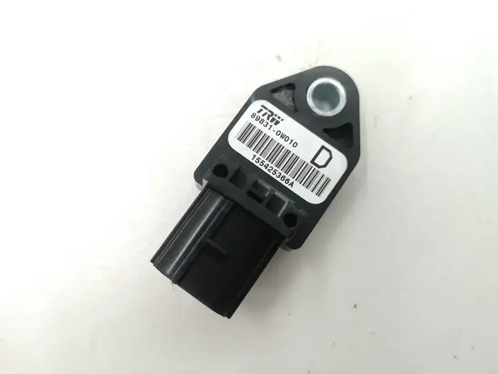 Toyota Corolla Verso AR10 (2004 - 2009) 898310W010 Датчик удара SRS — фото 1