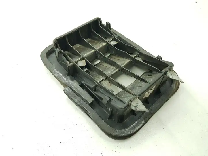 Toyota Corolla Verso AR10 (2004 - 2009) 629400F010 Вентиляционная решетка кузова — фото 2