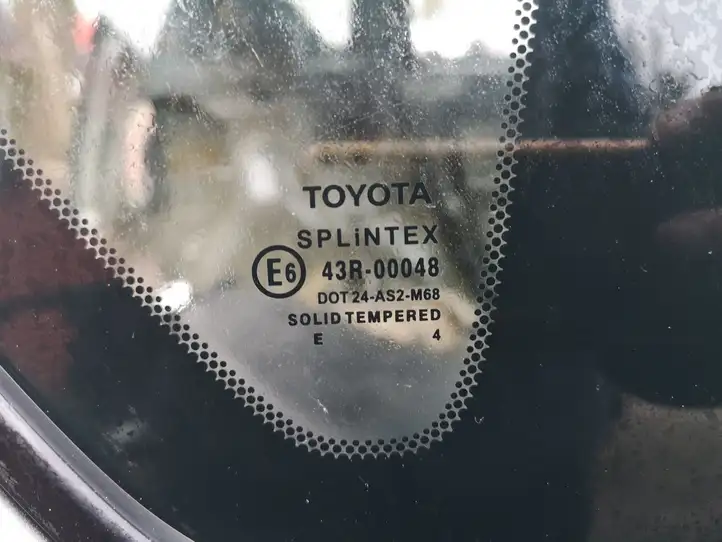 Toyota Corolla Verso AR10 (2004 - 2009) Заднее боковое стекло — фото 3