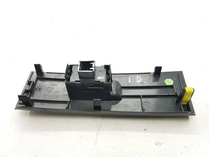 Toyota Corolla Verso AR10 (2004 - 2009) 742310F030 Блок кнопок стеклоподъемников — фото 3