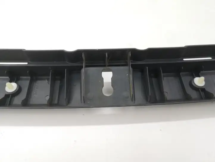 Toyota Corolla Verso AR10 (2004 - 2009) 647160F010 Отделка порога багажника — фото 9