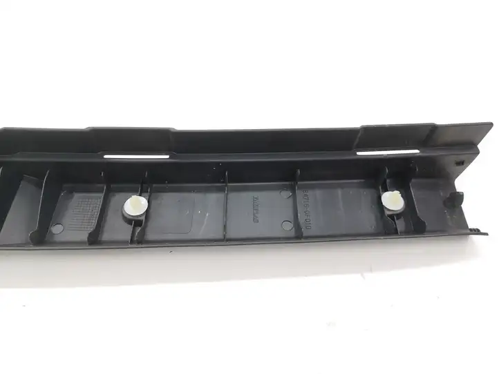 Toyota Corolla Verso AR10 (2004 - 2009) 647160F010 Отделка порога багажника — фото 10