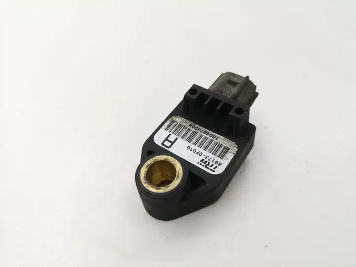 Toyota Corolla Verso AR10 (2004 - 2009) 891730F010 Датчик удара SRS — фото 3