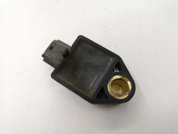 Toyota Corolla Verso AR10 (2004 - 2009) 891730F010 Датчик удара SRS — фото 6