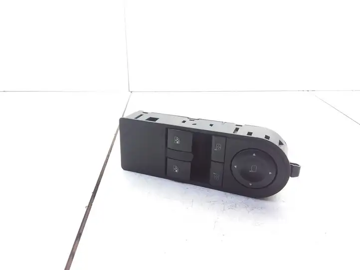 Opel Astra H (2004 - 2009) 13209203 Кнопка стеклоподъемников — фото 1