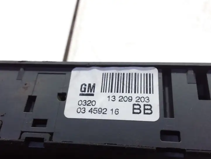 Opel Astra H (2004 - 2009) 13209203 Кнопка стеклоподъемников — фото 4