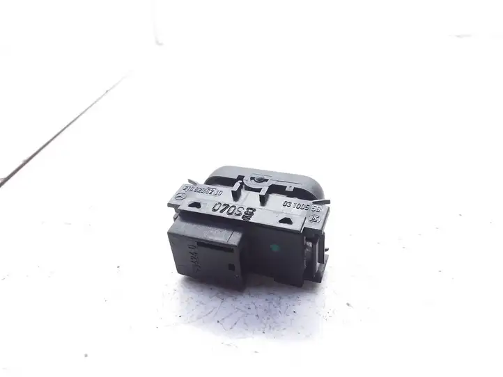 Mercedes-Benz A W168 (1997 - 2004) 2108208210 Блок кнопок стеклоподъемников — фото 3