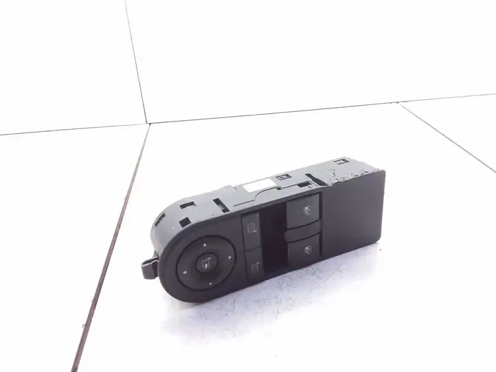 Opel Astra H (2004 - 2009) 13228705 Кнопка стеклоподъемников — фото 2