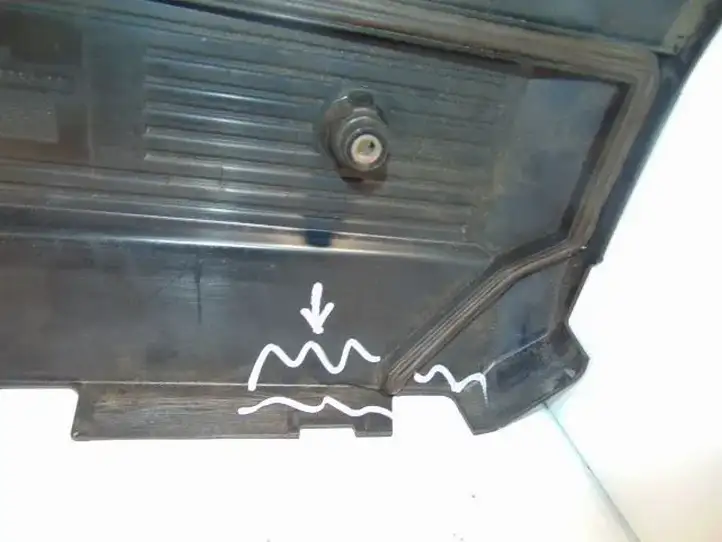 BMW 3 E46 (1998 - 2005) 11127526445 Крышка двигателя декоративная — фото 3