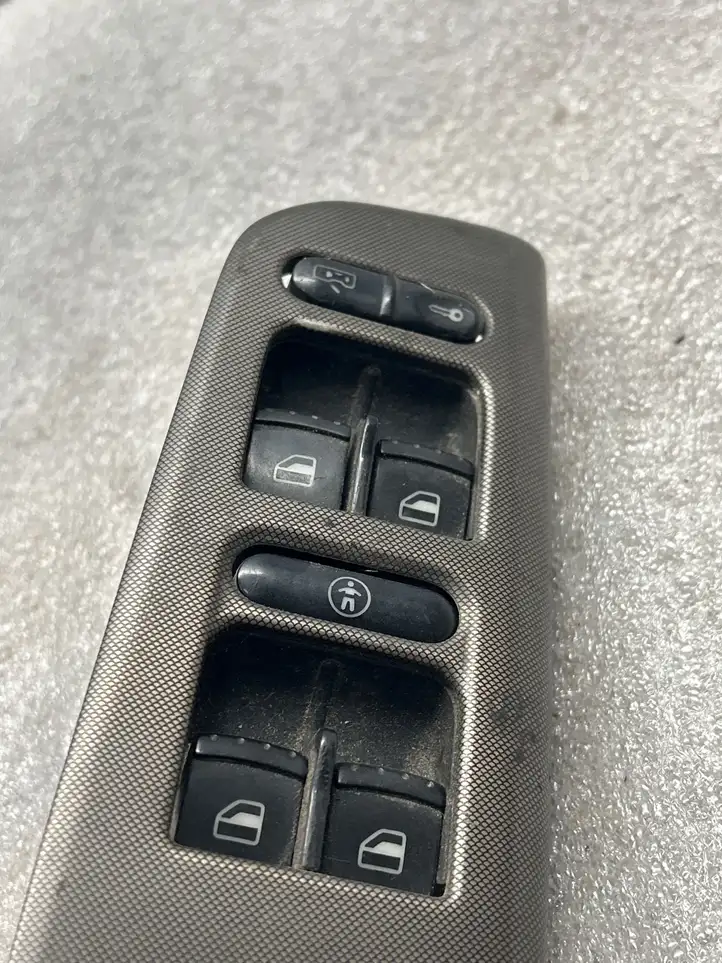 Volkswagen Golf IV (1998 - 2005) 1J4959857 Блок кнопок стеклоподъемников — фото 2
