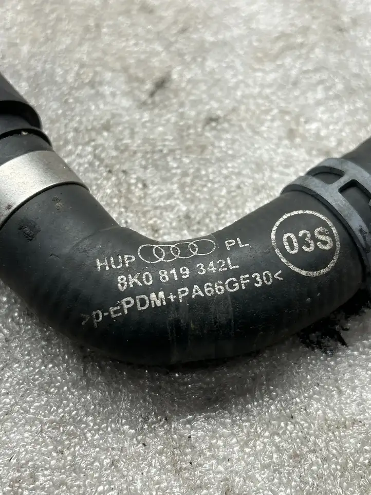 Audi A5 8T 8F (2007 - 2011) 8K0819342L Шланги системы охлаждения — фото 2
