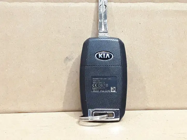Kia Ceed (2015 - 2018) DD3TX1302JD Ключ зажигания — фото 2