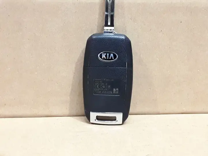 Kia Ceed (2015 - 2018) DD3TX1302JD Ключ зажигания — фото 2