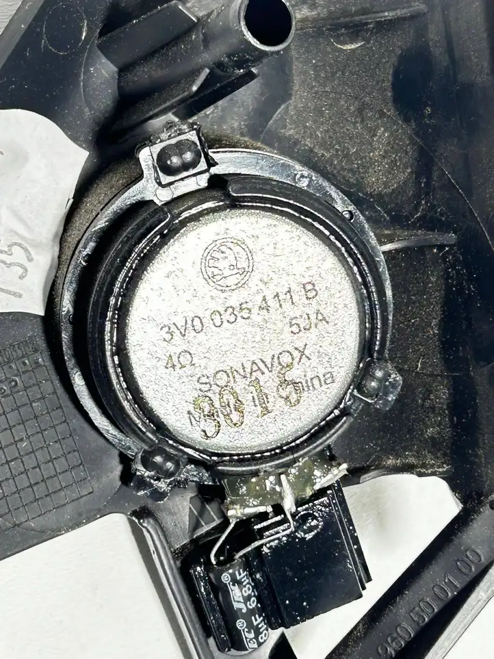 Skoda Superb B8 (3V) (2015 - 2023) 3V0837973 Твитер передней двери — фото 3