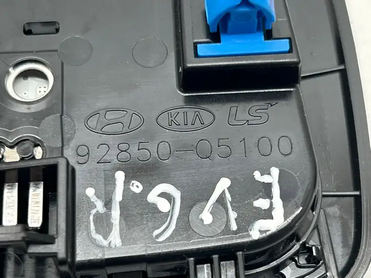 Kia EV6 (2021 - ) 92850-Q5100 Задняя подсветка — фото 4
