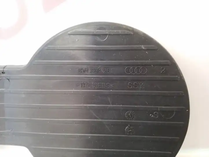 Audi A3/S3 8V (2012 - 2016) 8V1864261 Коврик выдвижного ящика — фото 3