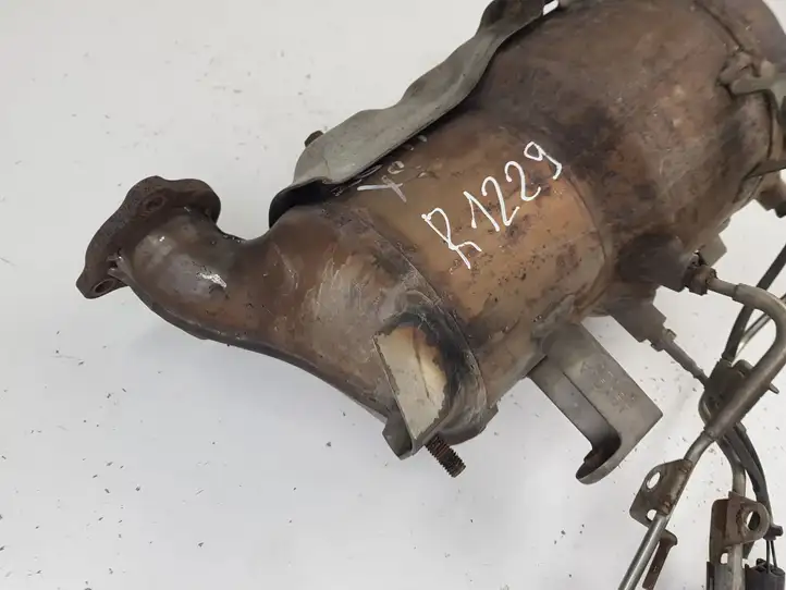Toyota Corolla Verso AR10 (2004 - 2009) Катализатор / DPF / FAP — фото 3