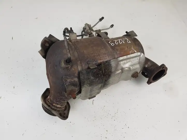 Toyota Corolla Verso AR10 (2004 - 2009) Катализатор / DPF / FAP — фото 6