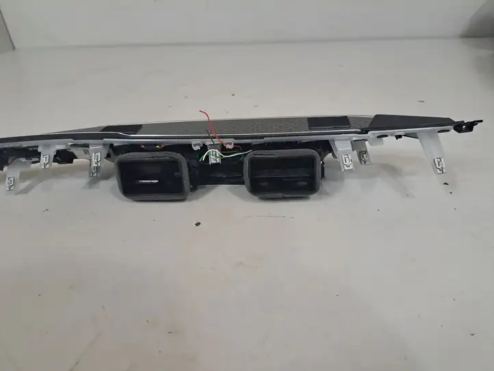 BMW 4 G22 G23 G24 G26 (2020 - ) 9625716 Декоративная планка — фото 2