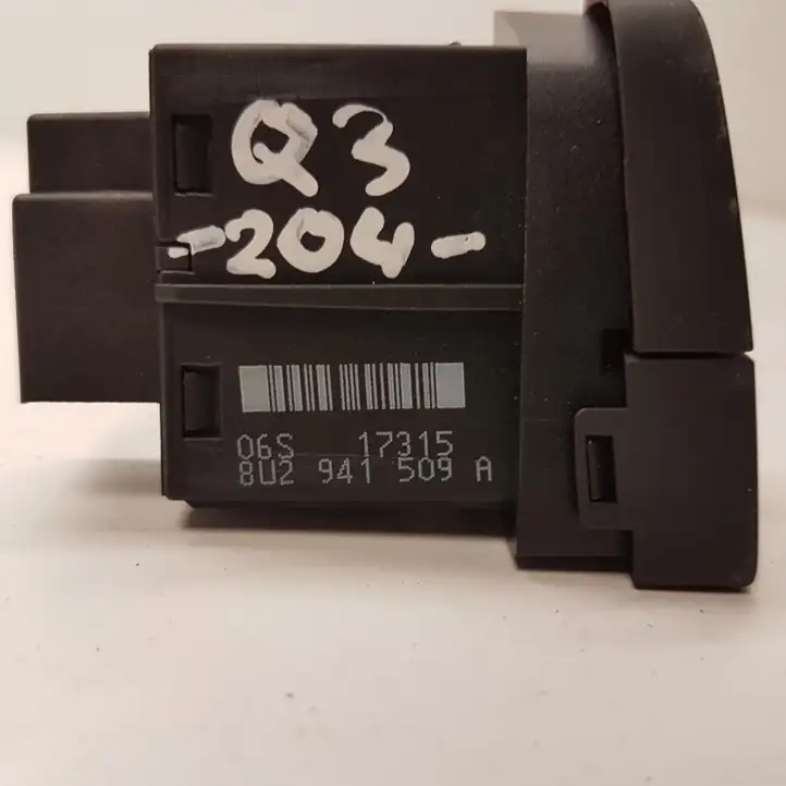 (2014 - 2018) 8U2941509A Включатель аварийных фонарей — фото 2