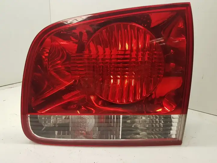 Volkswagen Touareg I (2002 - 2010) 7L6945259A Задний фонарь в крышке багажника — фото 1