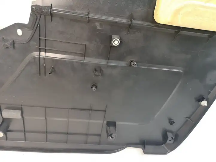 Mazda 5 (2010 - 2016) C23568561 Обшивка задней двери — фото 10