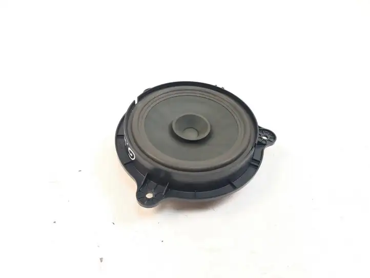 Nissan Qashqai (2010 - 2013) 281569U00A Динамики задних дверей — фото 1