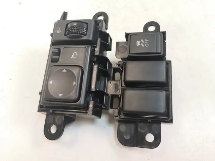 Nissan Juke I F15 (2010 - 2018) P10020B48000 Включатель зеркал — фото 2