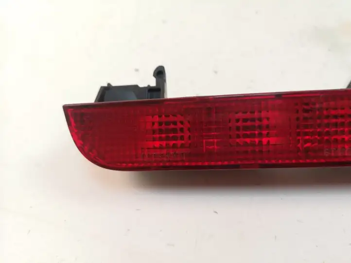 Nissan X-Trail T30 (2001 - 2007) Дополнительный стоп фонарь — фото 3
