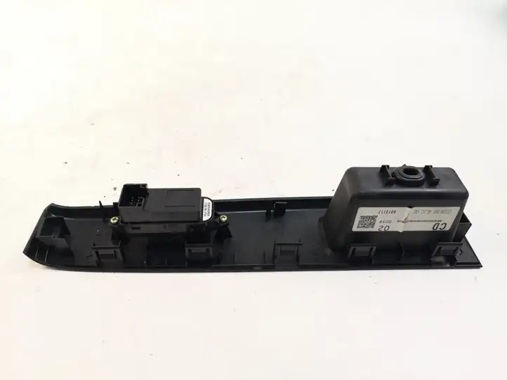 Mazda 5 (2005 - 2010) CC3366370A Кнопка стеклоподъемников — фото 3