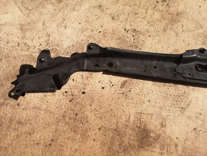 BMW 5 E60 E61 (2004 - 2010) 7054360 Верхняя панель радиатора — фото 2