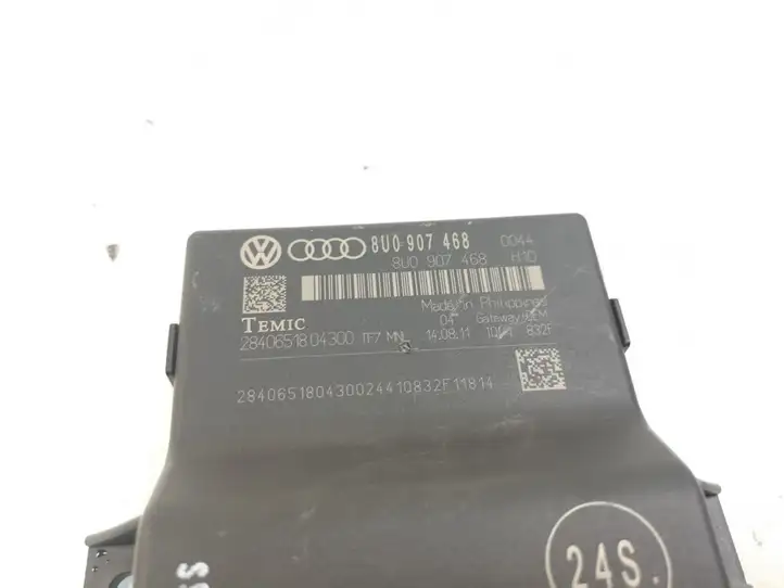 Audi A1 (2010 - 2014) 8U0907468 Прочие блоки управления — фото 3