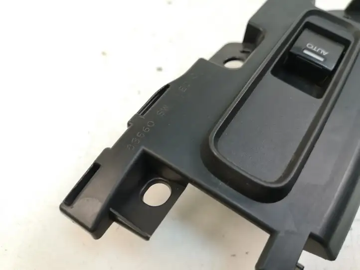 Honda CR-V (2006 - 2009) 83560SWE010 Кнопка стеклоподъемников — фото 3