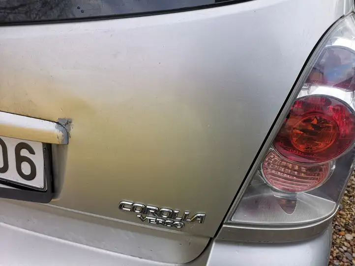 Toyota Corolla Verso AR10 (2004 - 2009) Крышка багажника — фото 9