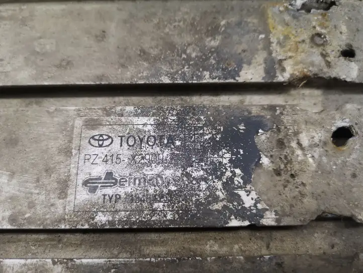 Toyota RAV 4 (XA30) (2006 - 2016) Порог кузова — фото 6