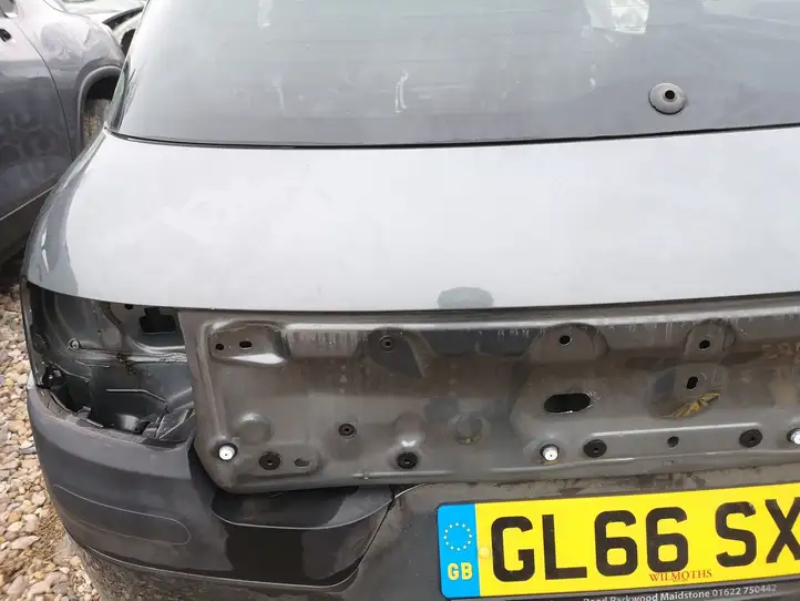 Citroen C4 Cactus (2017 - ) Крышка багажника — фото 2