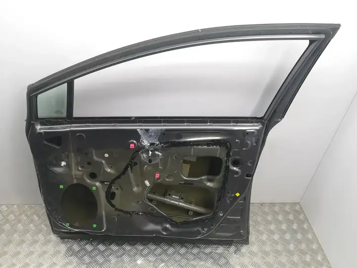 Toyota Avensis T270 (2009 - 2012) Дверь — фото 9