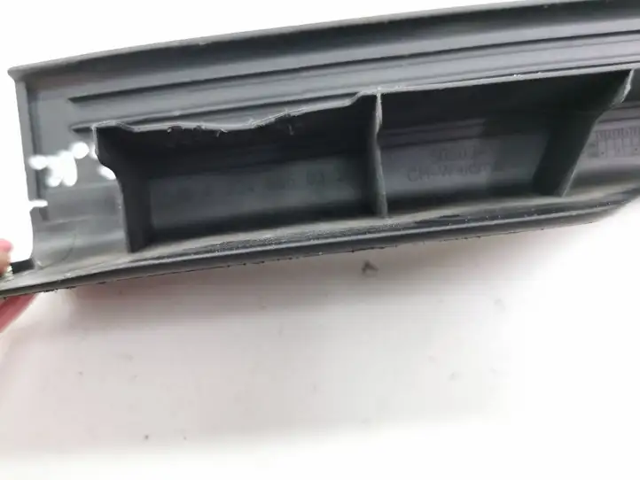 Mercedes-Benz C W204 (2007 - 2014) A2046860336 Внутренняя отделка заднего порога — фото 3