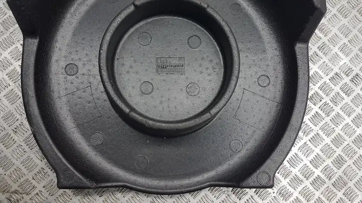 Opel Antara (2006 - 2011) Обшивка ниши запасного колеса — фото 6