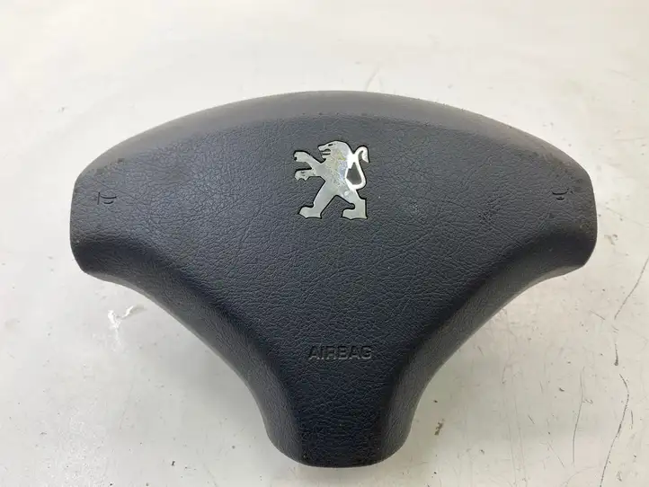 Peugeot 5008 (2009 - 2013) 96845302ZE Подушка безопасности руля — фото 1