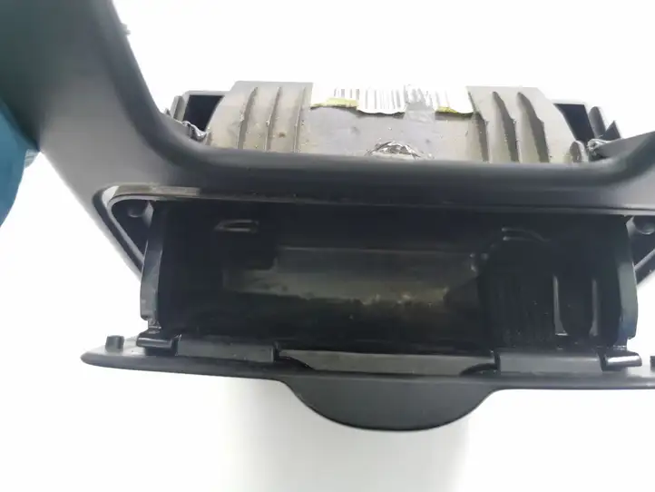 Volvo XC60 (2008 - 2013) 39869655 Задняя пепельница — фото 7