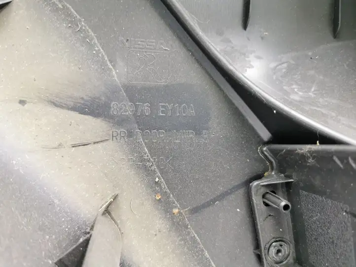 Nissan Qashqai (2006 - 2010) 82976EY10A Обшивка задней двери — фото 3